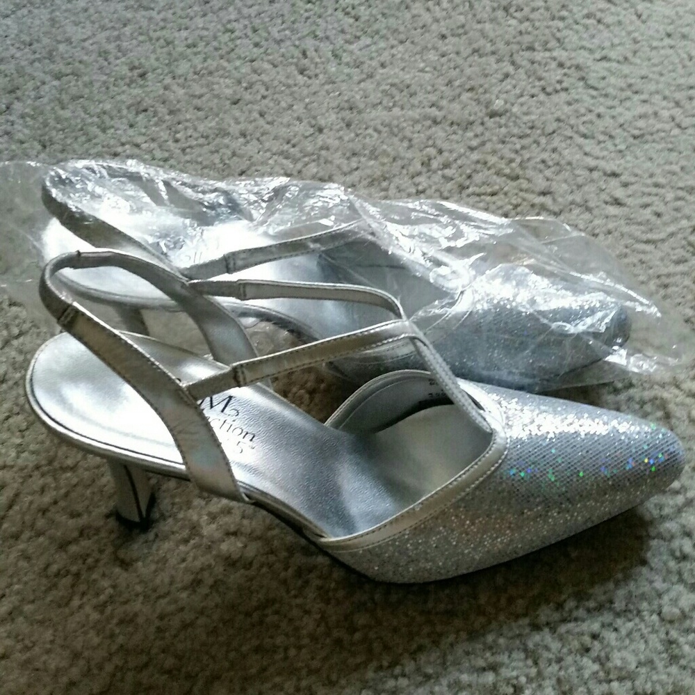 Woman's Shoes PM Edition